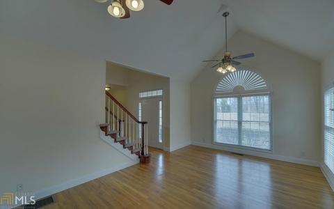 104 Heritage Ln, Toccoa, GA 30577 photo 4