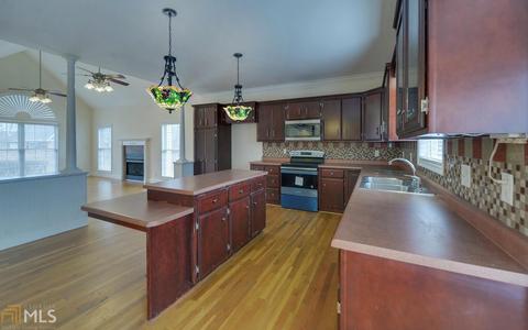 104 Heritage Ln, Toccoa, GA 30577 photo 10