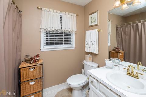 105 Lismore Dr, Lagrange, GA 30240 photo 12