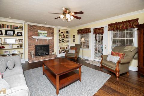 105 Lismore Dr, Lagrange, GA 30240 photo 6