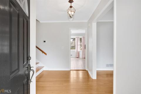 3855 Granger Dr, Chamblee, GA 30341 photo 6