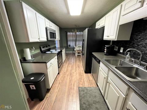 16 River Mist Dr, Lagrange, GA 30240 photo 2