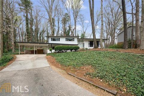 1870 Queens Way, Chamblee, GA 30341 photo 4