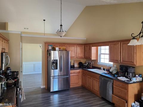 211 Sandstone Dr, Hampton, GA 30228 photo 2