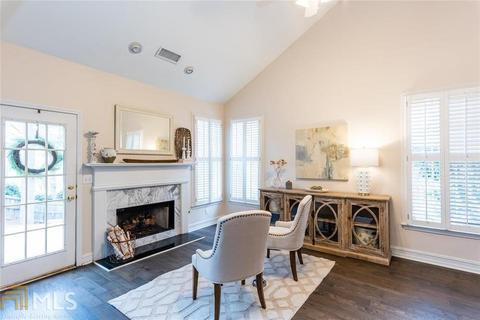 1906 Regency Cove Ct, Chamblee, GA 30341 photo 17