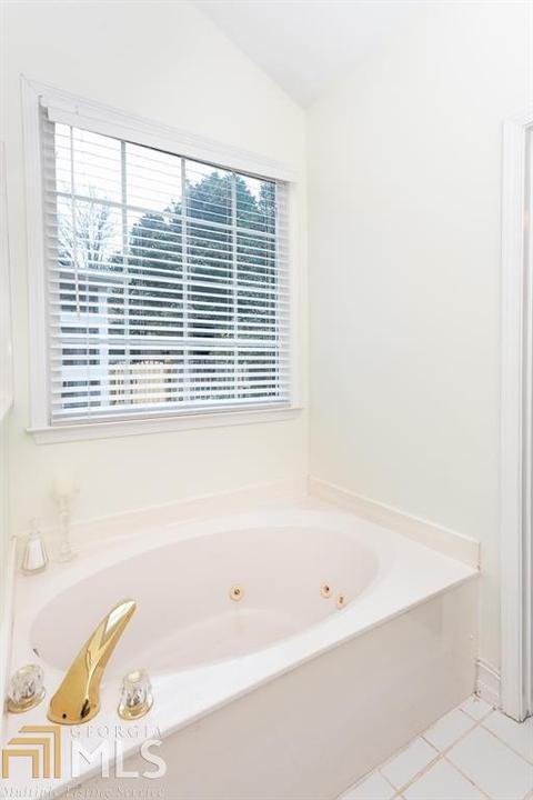 1906 Regency Cove Ct, Chamblee, GA 30341 photo 34
