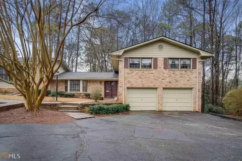 3386 Stonecrest Ct, Chamblee, GA 30341 photo 2