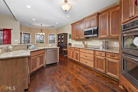 136 Hamilton Lake Dr, Lagrange, GA 30241 photo 7