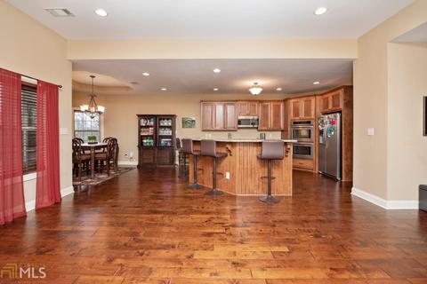 136 Hamilton Lake Dr, Lagrange, GA 30241 photo 5