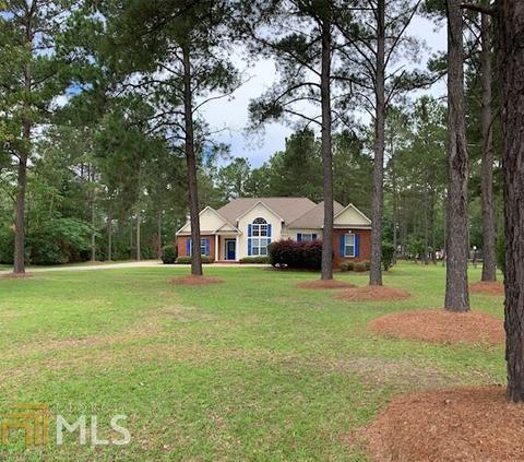 135 Trinity, Dublin, GA 31021 photo 4