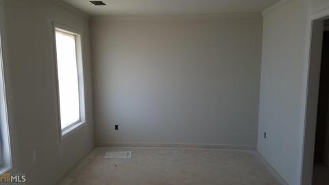 228 Hampton Dr, Jefferson, GA 30549 photo 4