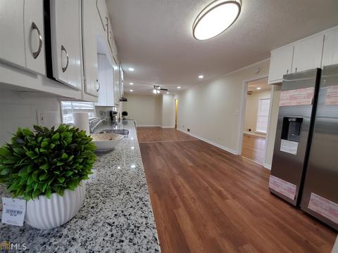 1359 John Robert Dr, Morrow, GA 30260 photo 14