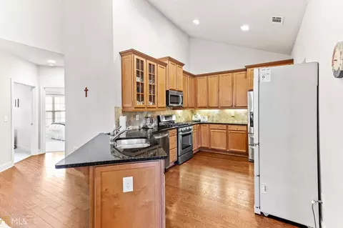 2902 Brookhavenrun Cir, Duluth, GA 30097 photo 11