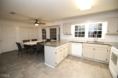 104 Lismore Dr, Lagrange, GA 30240 photo 8