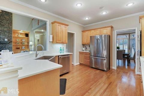 109 Grandcrest Dr, Suwanee, GA 30024 photo 8