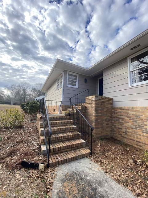 155 Pine Dr, Pine Mountain, GA 31822 photo 3