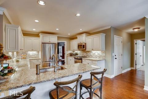 3770 Peachbluff Ct, Duluth, GA 30097 photo 13