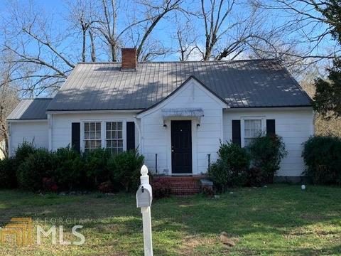 56 E Wright St, Winder, GA 30680 photo 1