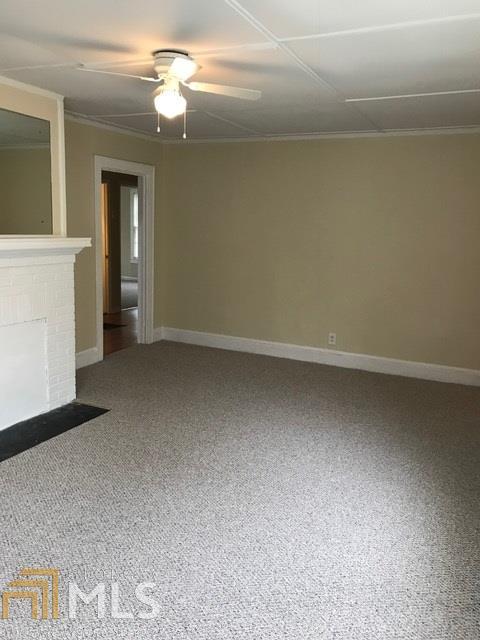 56 E Wright St, Winder, GA 30680 photo 3