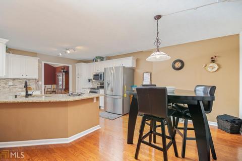 202 Edgefield Ct, Lagrange, GA 30240 photo 4