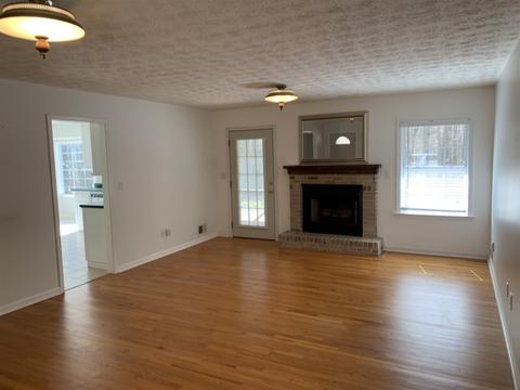 382 Mann Rd, Tyrone, GA 30290 photo 5