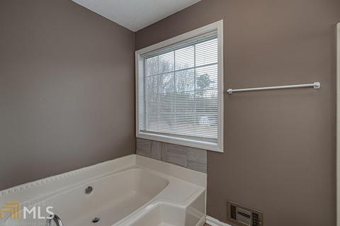 25 Pine Valley Dr, Covington, GA 30016 photo 24