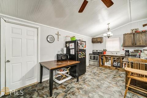 896 Ingram Rd, Barnesville, GA 30204 photo 8