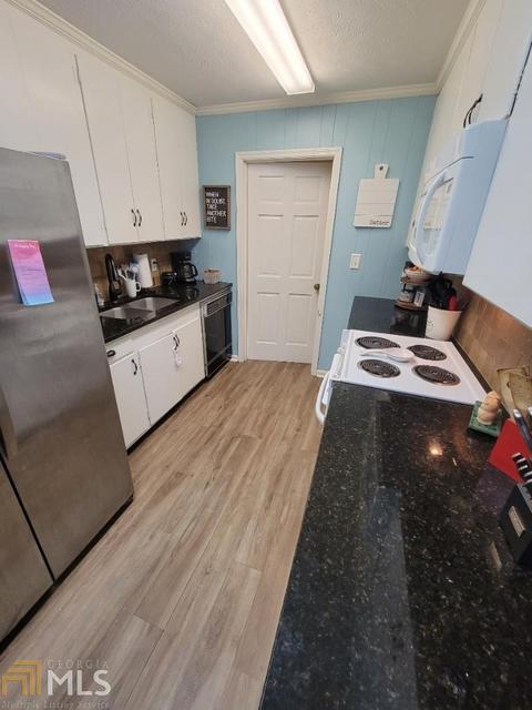 225 Merrybrook Dr, Lagrange, GA 30241 photo 6