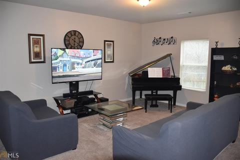 1498 Turning Leaf, Pendergrass, GA 30567 photo 4