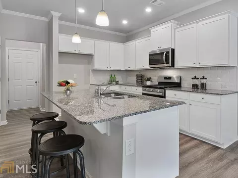 809 Bentley Dr, Fairburn, GA 30213 photo 8