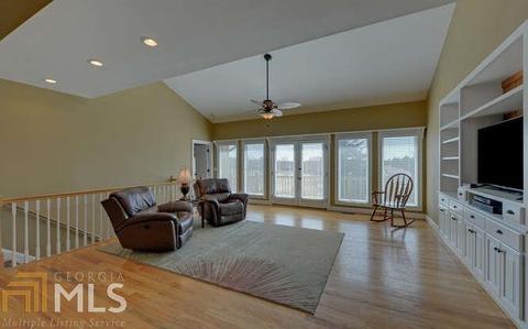 504 Jonathan Pl, Clarkesville, GA 30523 photo 9