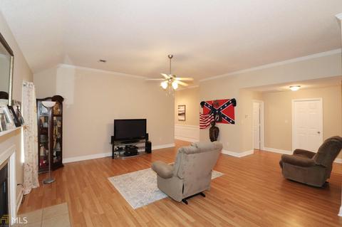 305 Lancaster Ln, Centerville, GA 31028 photo 5