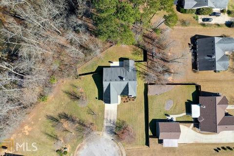 1102 Marsh Ct, Hampton, GA 30228 photo 4