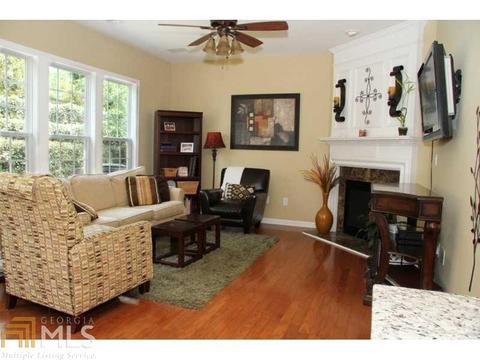 180 Hammersmith Dr, Suwanee, GA 30024 photo 5