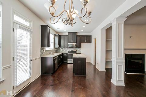 3888 Augustine, Rex, GA 30273 photo 13