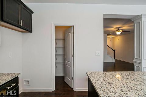 3888 Augustine, Rex, GA 30273 photo 10