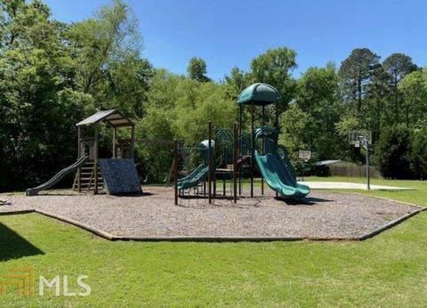 136 Oak Dr, Gray, GA 31032 photo 4