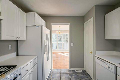 4335 Berkeley S, Duluth, GA 30096 photo 9