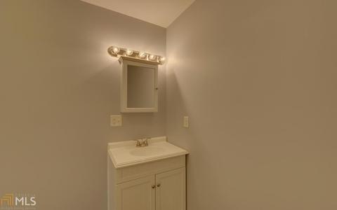 112 Park St, Toccoa, GA 30577 photo 17