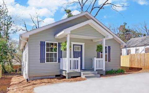 112 Park St, Toccoa, GA 30577 photo 2