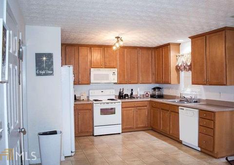 45 Windcrest Dr, Covington, GA 30016 photo 3