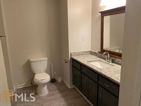 2738 Peggy Sue Ln, Morrow, GA 30260 photo 3