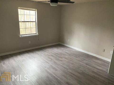 2738 Peggy Sue Ln, Morrow, GA 30260 photo 2