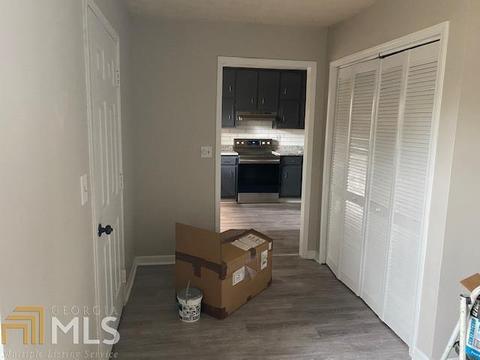 2738 Peggy Sue Ln, Morrow, GA 30260 photo 4