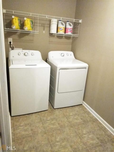 828 S Betsy Ross Trl, Hampton, GA 30228 photo 2