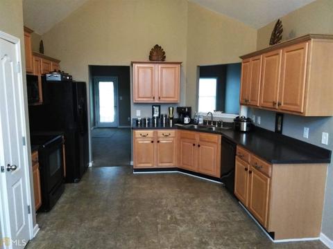 828 S Betsy Ross Trl, Hampton, GA 30228 photo 3