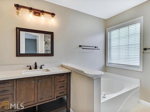 3184 Roundfield Cir, Duluth, GA 30096 photo 40