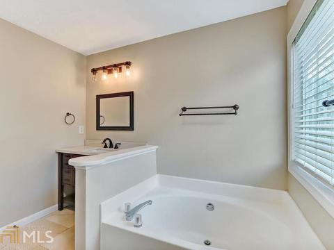 3184 Roundfield Cir, Duluth, GA 30096 photo 42