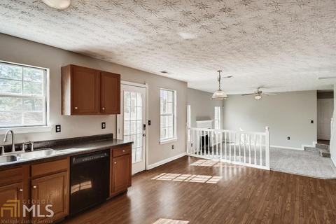 433 Kimberwick Dr, Hampton, GA 30228 photo 12