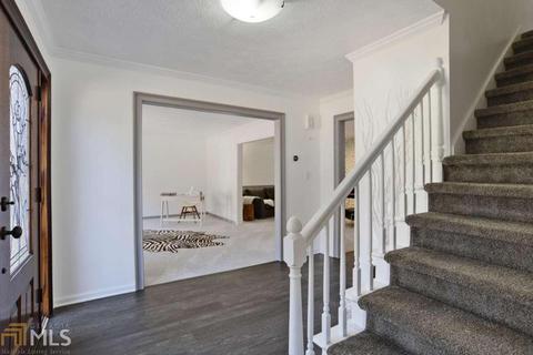 4702 Bentley Pl, Peachtree Corners, GA 30096 photo 4